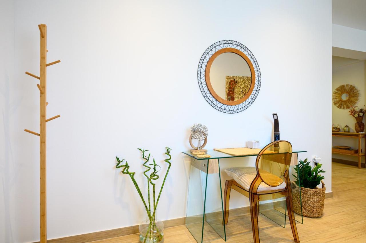 Chic Apartment In Nature, 5-Min Walk To The Beach Kalamata Exteriér fotografie