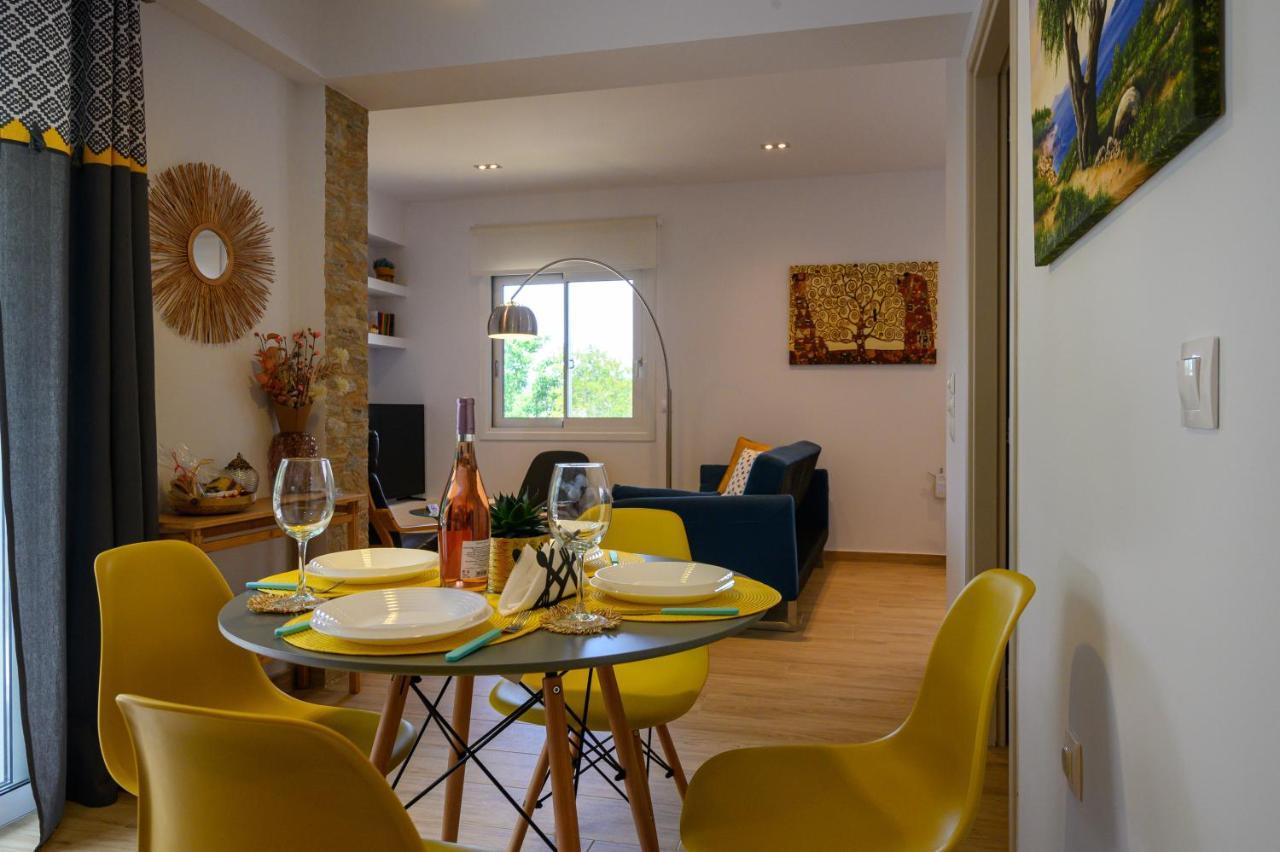 Chic Apartment In Nature, 5-Min Walk To The Beach Kalamata Exteriér fotografie