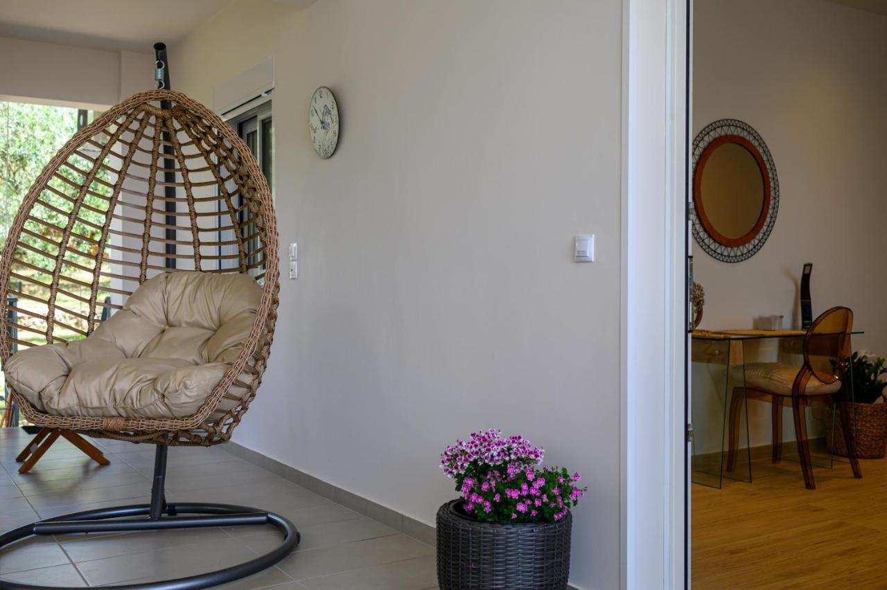 Chic Apartment In Nature, 5-Min Walk To The Beach Kalamata Exteriér fotografie