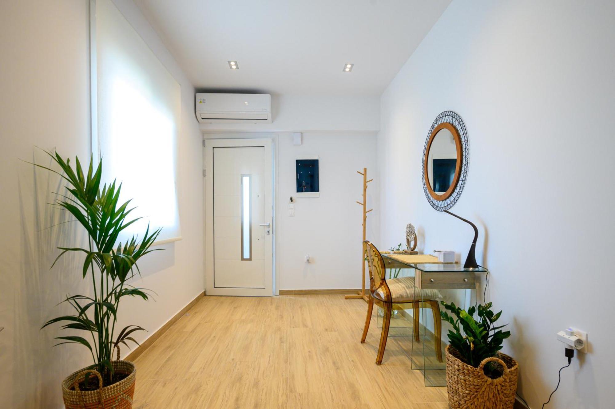 Chic Apartment In Nature, 5-Min Walk To The Beach Kalamata Exteriér fotografie